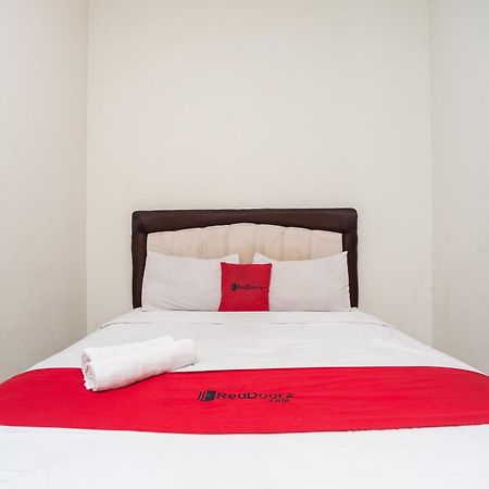 Reddoorz Plus Near Rs Pmi Богор Экстерьер фото