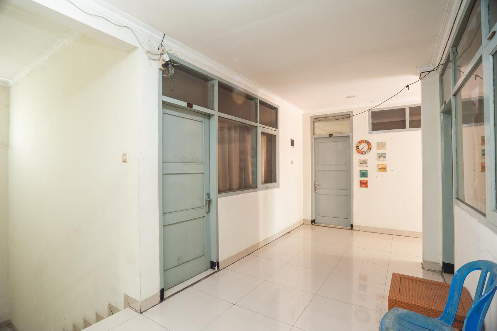 Reddoorz Plus Near Rs Pmi Богор Экстерьер фото